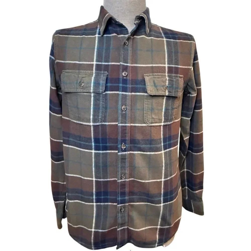 Old Navy Flannel Plaid Shirt Sz. M Button Front Heavy Weight Classic